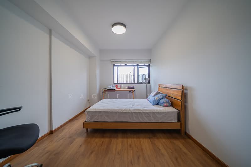 309B Anchorvale Road HDB Flat For Sale at S$ 720,000 | PropertyGuru Singapore - Bedroom
