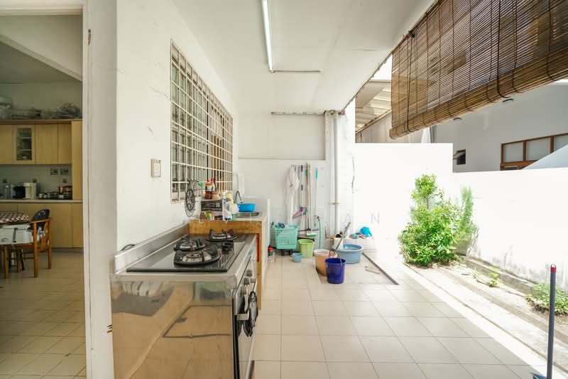 JALAN SIMPANG BEDOK, JALAN PARI BURONG, Semi-Detached House For Sale at S$ 5,800,000 | PropertyGuru Singapore - Kitchen