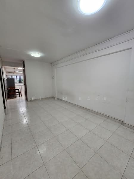 117 Potong Pasir Avenue 1, 117 Potong Pasir Avenue 1, 2 Bedrooms, 721 sqft, HDB Flat For Sale, by Pritam Kaur, 500096768 - Living - PropertyGuru.com.sg