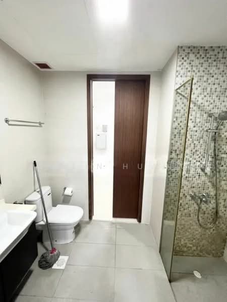 M66 Condominium For Sale at S$ 900,000 | PropertyGuru Singapore - Bathroom