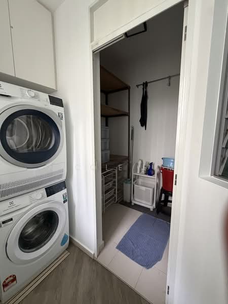 Eight Courtyards, 12 Canberra Drive, 3 Bedrooms, 1,087 sqft, Condominium For Rent, by Nicole Lim, 500096782 - Interior - PropertyGuru.com.sg