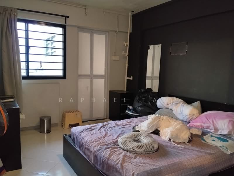 120 Yishun Ring Road HDB Flat For Sale at S$ 520,000 | PropertyGuru Singapore - Bedroom