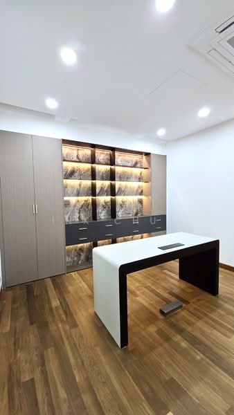 Old holland estate GCB, , 9 Bedrooms, 25,738 sqft, Good Class Bungalow For Rent, by Ink Chua, 500096825 - Study - PropertyGuru.com.sg