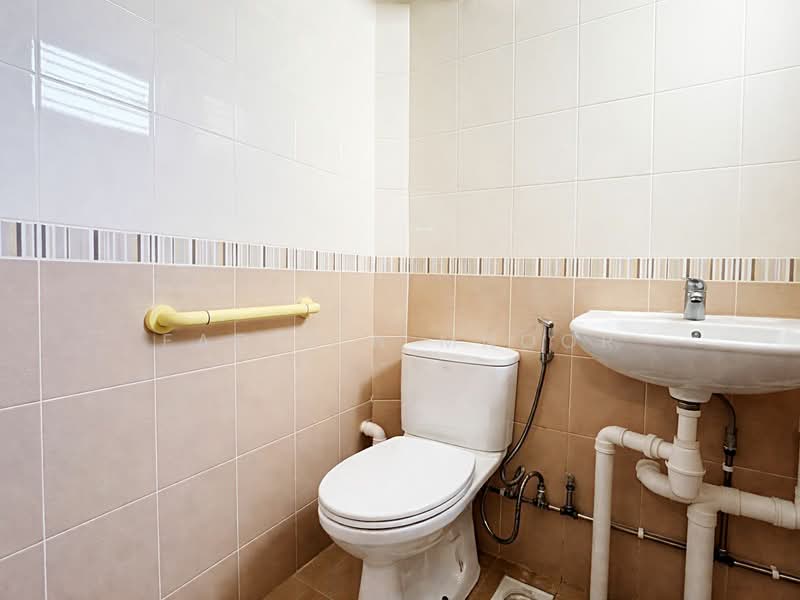 318 Bukit Batok Street 32 HDB Flat For Sale at S$ 515,000 | PropertyGuru Singapore