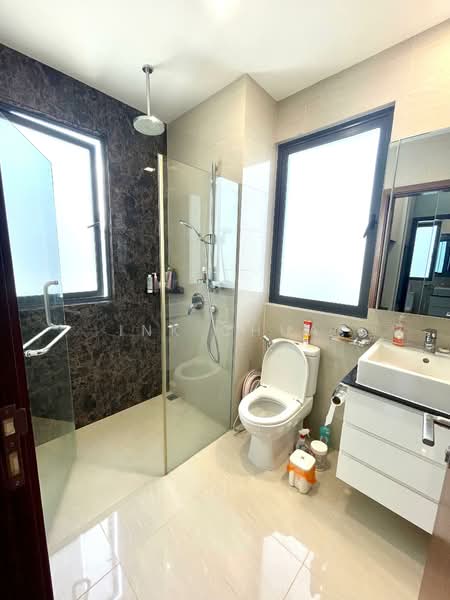 Urban Vista Condominium For Sale at S$ 1,450,000 | PropertyGuru Singapore