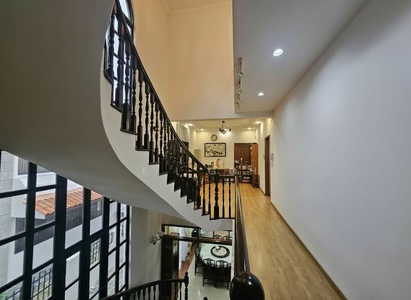 ⭐️⭐️LANDED7772@GOOD SIZE DETACHED AT KEMBANGAN WALK TO MRT ONLY $15XX PSF, Eunos / Geylang / Paya Lebar, 5 Bedrooms, 5,000 sqft, Bungalow House For Sale, by K L Goh, 500096859 - Interior - PropertyGuru.com.sg