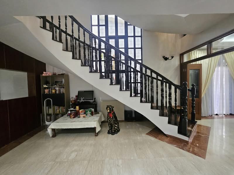 ⭐️⭐️LANDED7772@GOOD SIZE DETACHED AT KEMBANGAN WALK TO MRT ONLY $15XX PSF, Eunos / Geylang / Paya Lebar, 5 Bedrooms, 5,000 sqft, Bungalow House For Sale, by K L Goh, 500096859 - Interior - PropertyGuru.com.sg