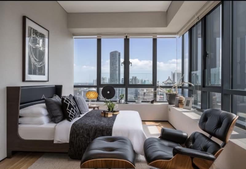 OUE Twin Peaks Condominium For Sale at S$ 3,849,600 | PropertyGuru Singapore - Bedroom