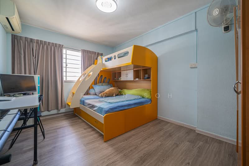 173 Bishan Street 13 HDB Flat For Sale at S$ 999,999 | PropertyGuru Singapore - Bedroom