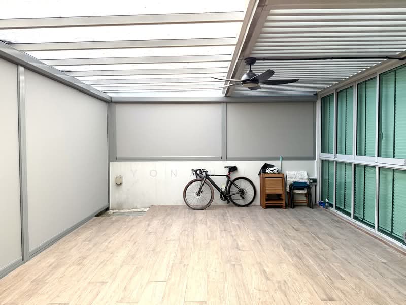 The Minton Condominium For Sale at S$ 1,900,000 | PropertyGuru Singapore - Outdoor Patio (with zip track)