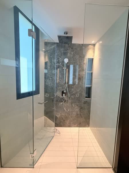 Villas @ Greenbank Park Semi-Detached House For Sale at S$ 9,500,000 | PropertyGuru Singapore - Bathroom