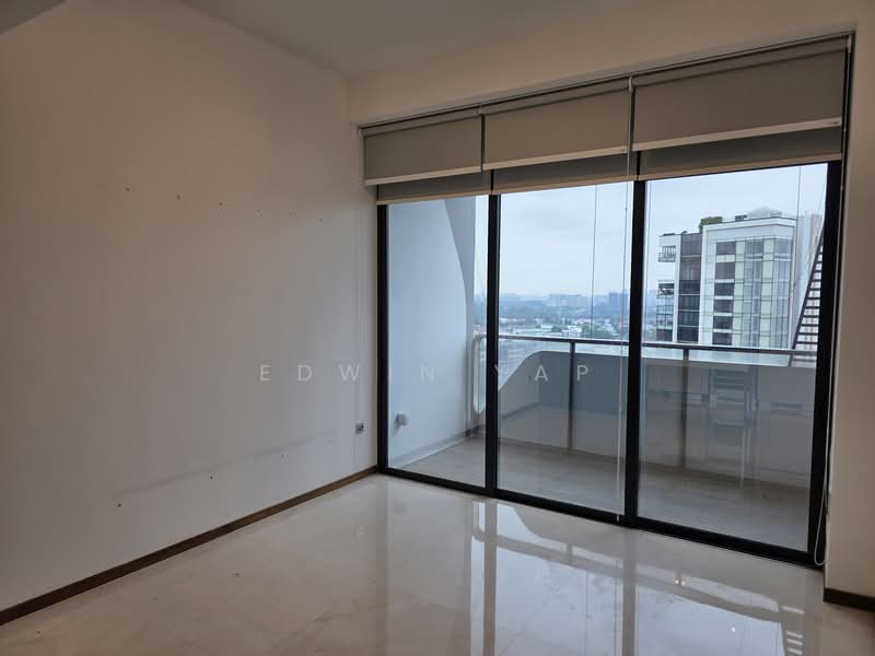 The Scotts Tower, 38 Scotts Road, 2 Bedrooms, 807 sqft, Condominium For Rent, by Edwin Yap, 500096916 - Balcony - PropertyGuru.com.sg