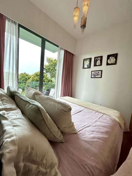Thomson Three Condominium For Sale at S$ 2,750,000 | PropertyGuru Singapore - Bedroom