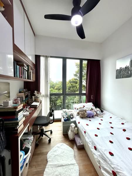 Thomson Three Condominium For Sale at S$ 2,750,000 | PropertyGuru Singapore - Bedroom