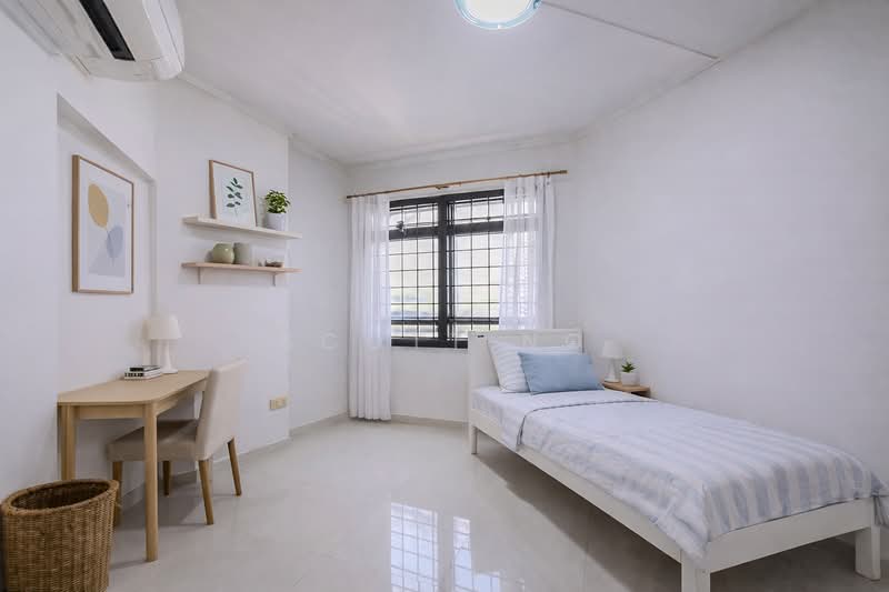 671B Klang Lane HDB Flat For Sale at S$ 810,000 | PropertyGuru Singapore - Bedroom