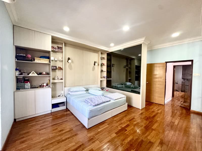 Joo Chiat Terraced House For Sale at S$ 4,488,888 | PropertyGuru Singapore - Bedroom