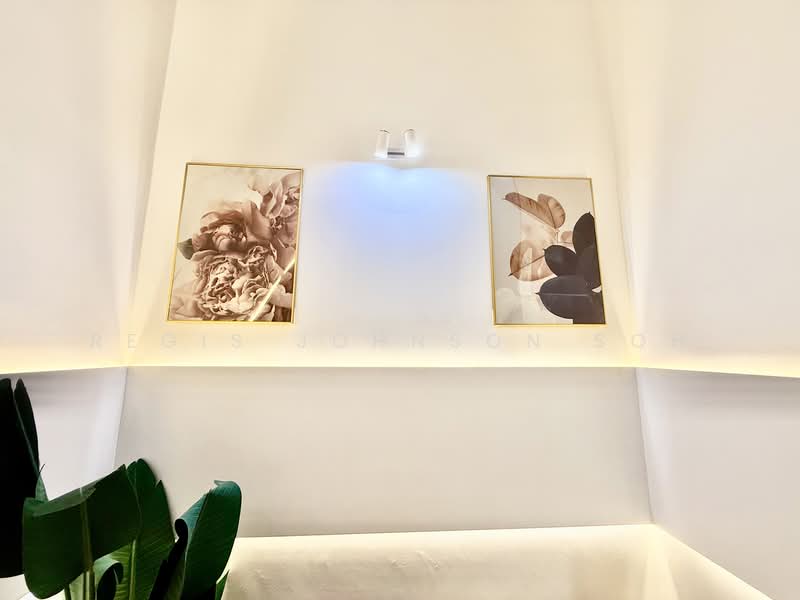 The Florida Executive Condominium For Sale at S$ 2,500,000 | PropertyGuru Singapore - Staircase