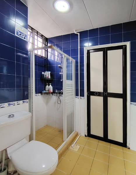 Greenridge Terraced House For Sale at S$ 5,580,000 | PropertyGuru Singapore - Bathroom