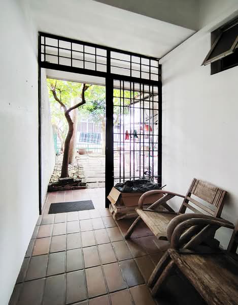 Greenridge Terraced House For Sale at S$ 5,580,000 | PropertyGuru Singapore - Entrance