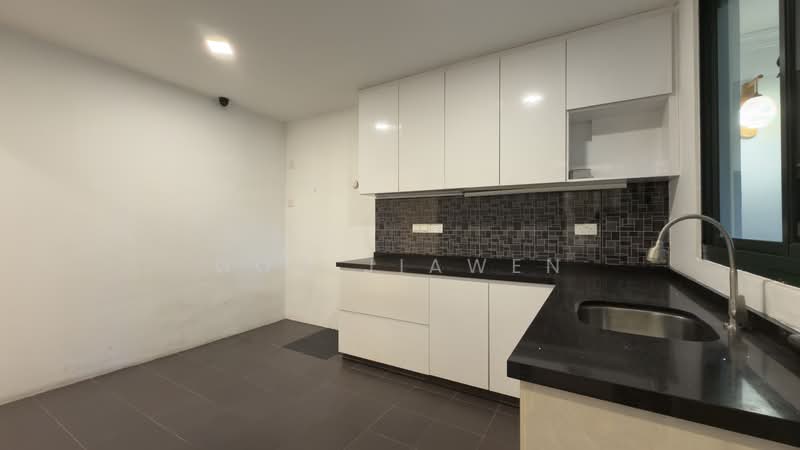 Rare Semi-D in Serangoon Lane, 1km away from Maris Stella, , 5 Bedrooms, 3,315 sqft, Semi-Detached House For Sale, by Goh Jiawen, 500096972 - Dry Kitchen - PropertyGuru.com.sg