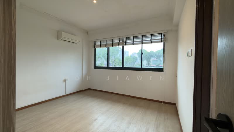 Rare True South Facing Semi-D in Serangoon Lane, 1km away from Maris Stella, Serangoon Lane, 5 Bedrooms, 3,315 sqft, Semi-Detached House For Sale, by Goh Jiawen, 500096972 - Common Room 1 - PropertyGuru.com.sg