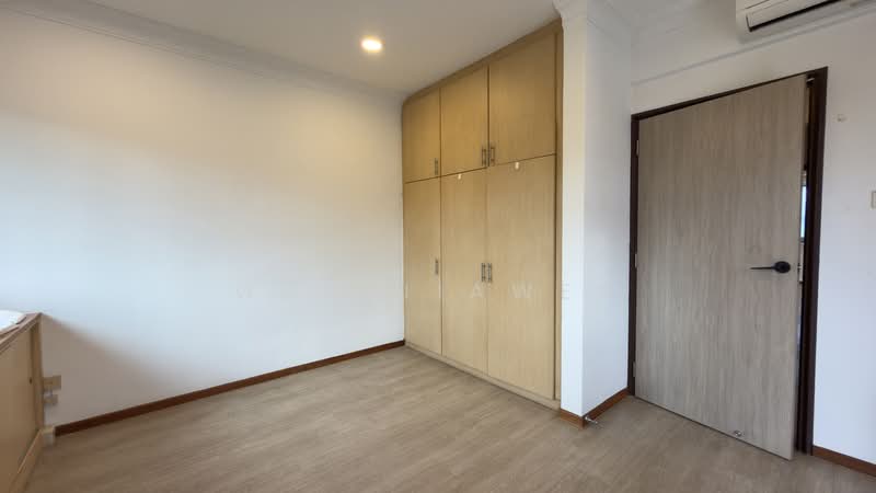 Rare True South Facing Semi-D in Serangoon Lane, 1km away from Maris Stella, Serangoon Lane, 5 Bedrooms, 3,315 sqft, Semi-Detached House For Sale, by Goh Jiawen, 500096972 - Common Bedroom 2 - PropertyGuru.com.sg