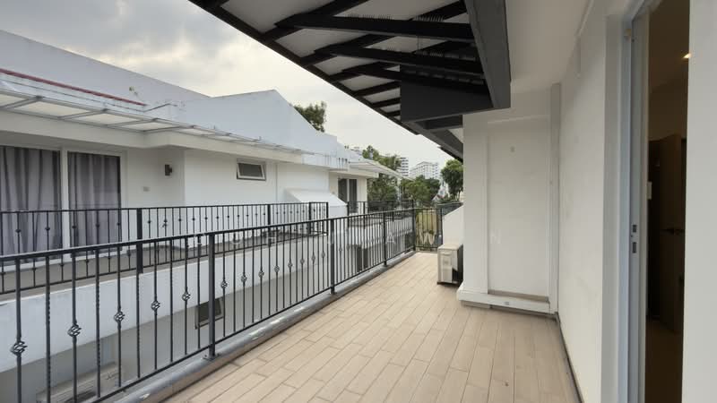 Rare Semi-D in Serangoon Lane, 1km away from Maris Stella, , 5 Bedrooms, 3,315 sqft, Semi-Detached House For Sale, by Goh Jiawen, 500096972 - Common Bedroom 3 Balcony - PropertyGuru.com.sg