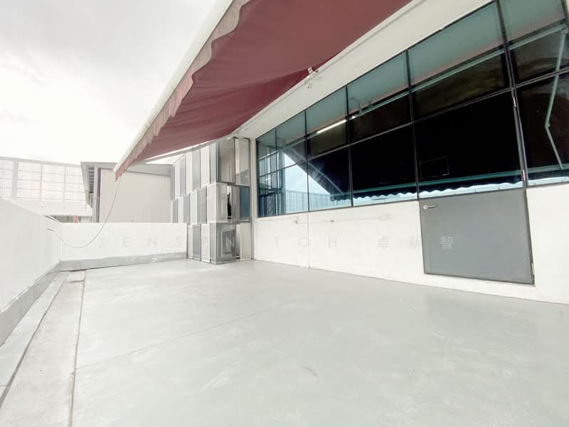 Midview City, 18 Sin Ming Lane, 1,496 sqft, Light Industrial (B1) For Rent, by Jensen Toh 卓新智, 500096994 - Exterior - CommercialGuru.com.sg