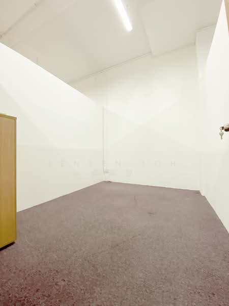 Midview City, 18 Sin Ming Lane, 1,496 sqft, Light Industrial (B1) For Rent, by Jensen Toh 卓新智, 500096994 - Interior - CommercialGuru.com.sg