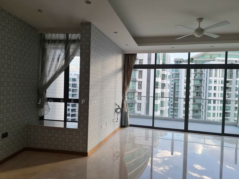 The Lincoln Residences Condominium For Sale at S$ 6,500,000 | PropertyGuru Singapore - Balcony