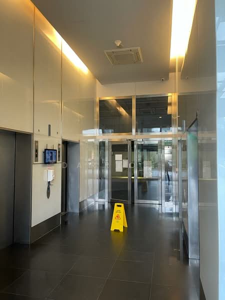 UB. One, 81 Ubi Avenue 4, Eunos / Geylang / Paya Lebar, 1,852 sqft, Light Industrial (B1) For Sale, by Darrio ., 500097010 - Lobby - CommercialGuru.com.sg