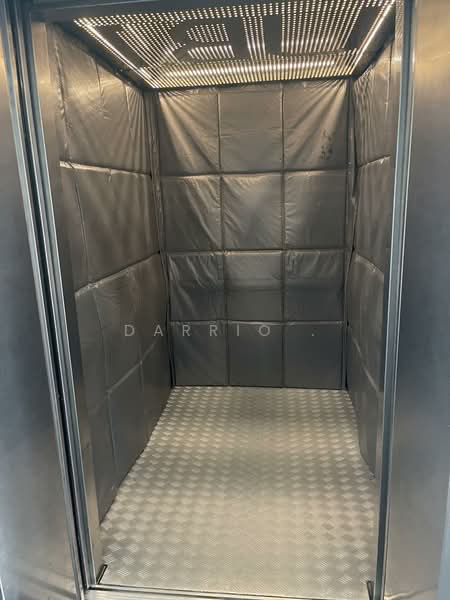 UB. One, 81 Ubi Avenue 4, Eunos / Geylang / Paya Lebar, 1,852 sqft, Light Industrial (B1) For Sale, by Darrio ., 500097010 - CommercialGuru.com.sg