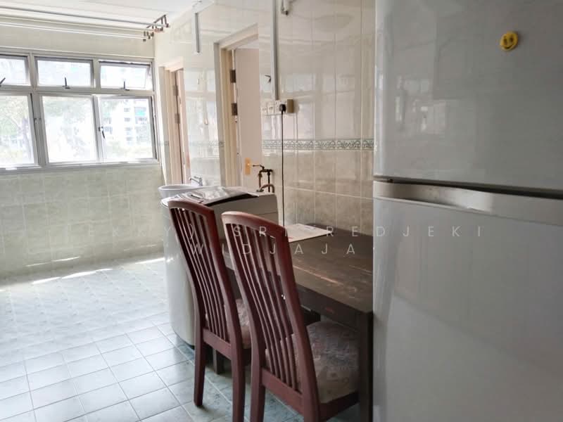 7 Marine Terrace, 7 Marine Terrace, 2 Bedrooms, 650 sqft, HDB Flat For Rent, by (Ekky) Sri Redjeki Widjaja, 500097013 - Kitchen - PropertyGuru.com.sg