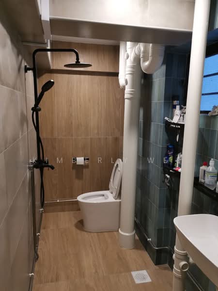 2 Everton Park, 2 Everton Park, Room Rental, 90 sqft, HDB Flat For Rent, by Kimberly Wee, 500097024 - Bathroom - PropertyGuru.com.sg
