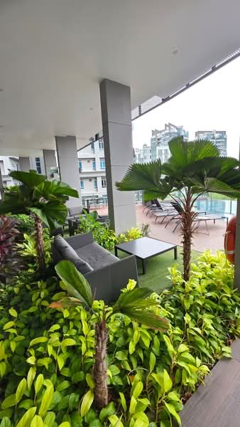 Robin Suites Apartment For Sale at S$ 1,500,000 | PropertyGuru Singapore - Exterior
