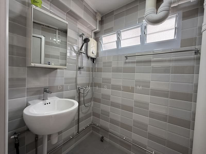 66 Marine Drive HDB Flat For Sale at S$ 460,000 | PropertyGuru Singapore - Bathroom