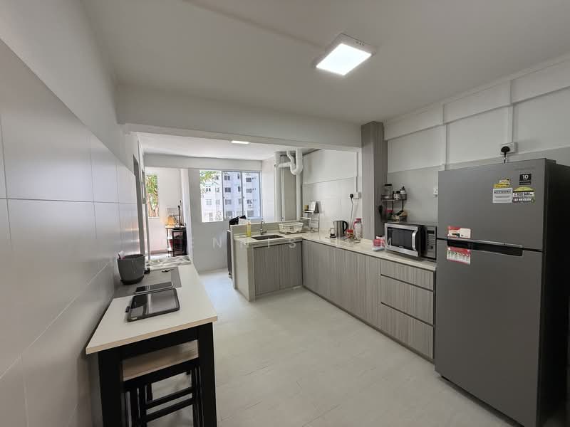 66 Marine Drive HDB Flat For Sale at S$ 460,000 | PropertyGuru Singapore - Kitchen