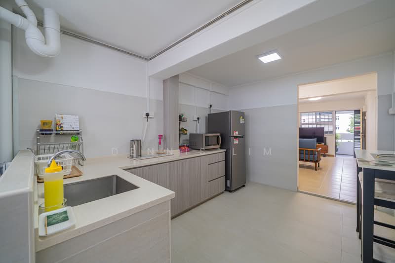 66 Marine Drive, 66 Marine Drive, 2 Bedrooms, 700 sqft, HDB Flat For Sale, by Dennis Lim, 500097036 - Kitchen - PropertyGuru.com.sg