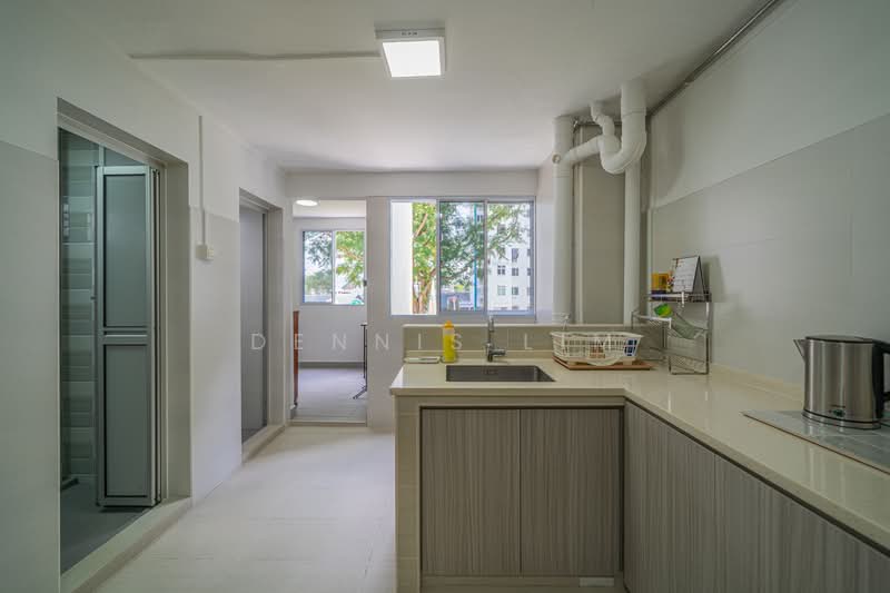 66 Marine Drive, 66 Marine Drive, 2 Bedrooms, 700 sqft, HDB Flat For Sale, by Dennis Lim, 500097036 - Kitchen - PropertyGuru.com.sg