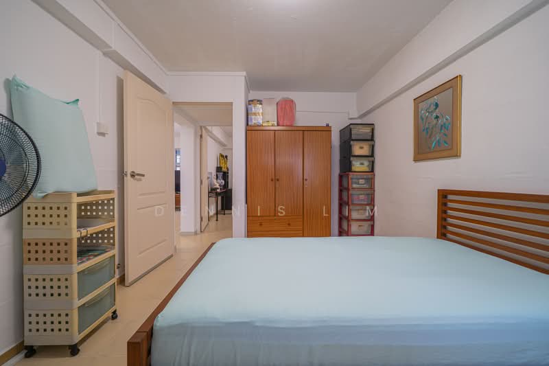 66 Marine Drive, 66 Marine Drive, 2 Bedrooms, 700 sqft, HDB Flat For Sale, by Dennis Lim, 500097036 - Master Bedroom - PropertyGuru.com.sg