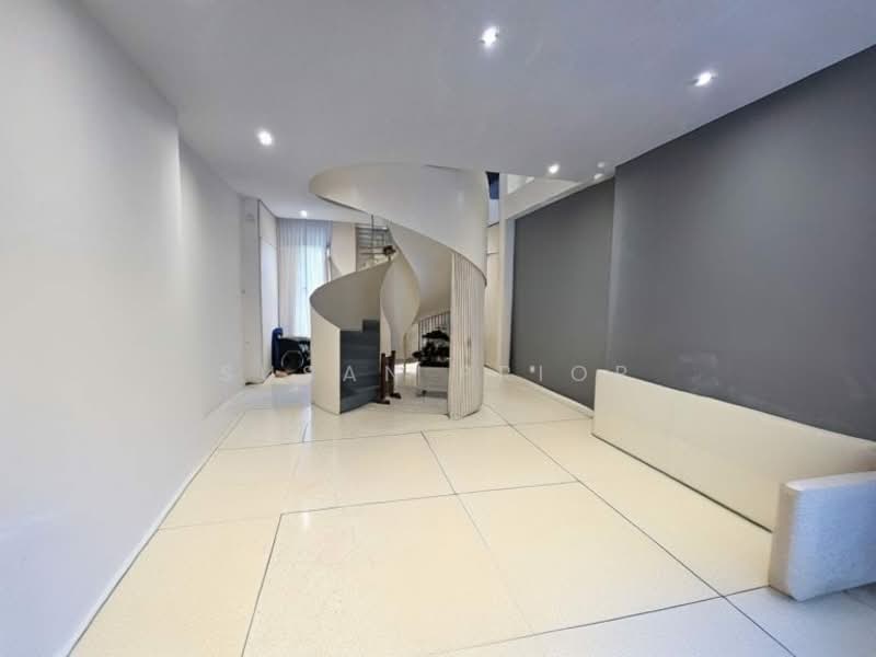 Stylish East Conservation 2+1, Nearby Joo Chiat Place, 2 Bedrooms, 2,350 sqft, Conservation House For Rent, by Susan Prior, 500097040 - PropertyGuru.com.sg