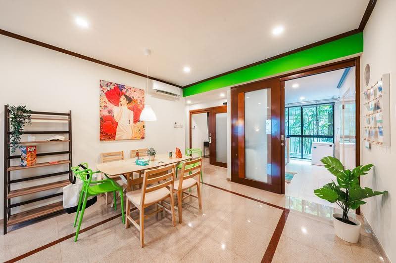 Mendon Spring, 198 Pasir Panjang Road, Buona Vista / West Coast / Clementi New Town, Room Rental, 142 sqft, Condominium For Rent, by Cove, 500097079 - Dining Room - PropertyGuru.com.sg