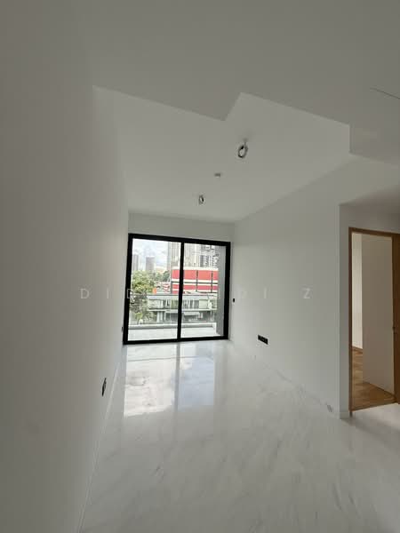 Peak Residence Condominium For Sale at S$ 1,598,888 | PropertyGuru Singapore - Interior