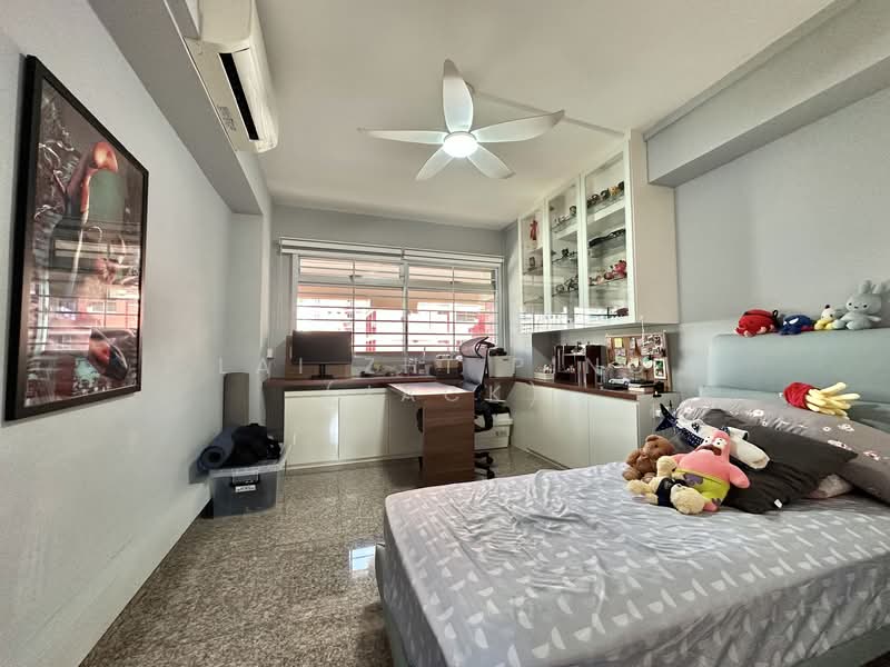 97 Lorong 3 Toa Payoh HDB Flat For Sale at S$ 1,069,888 | PropertyGuru Singapore - Bedroom