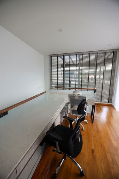 Semi D @ lorong ah soo Semi-Detached House For Sale at S$ 7,588,000 | PropertyGuru Singapore - Study