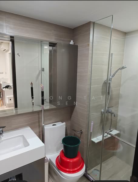 Botanique at Bartley Condominium For Sale at S$ 1,550,000 | PropertyGuru Singapore - Bathroom 2