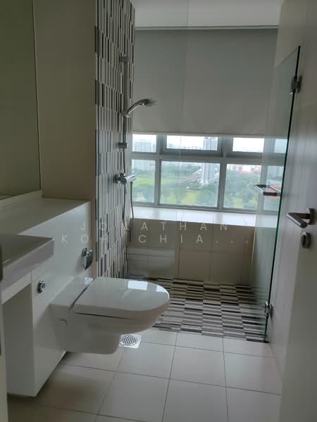 Southbank, 881 North Bridge Road, 3 Bedrooms, 1,313 sqft, Condominium For Rent, by Jonathan Koh Chiang Liang, 500097156 - Bathroom - PropertyGuru.com.sg