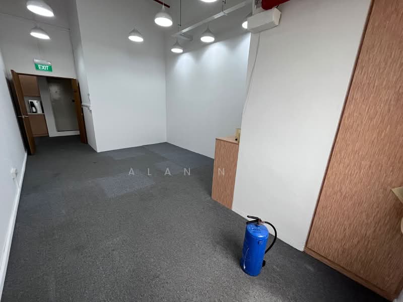 Pantech Business Hub, 194 Pandan Loop, 2,099 sqft, Factory / Workshop (B2) For Sale, by Alan Neo, 500097170 - Interior - CommercialGuru.com.sg