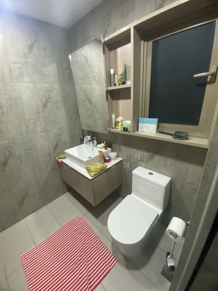 The Vales, 79 Anchorvale Crescent, 2 Bedrooms, 764 sqft, Condominium For Rent, by Kelvin Cheong, 500097187 - Bathroom - PropertyGuru.com.sg