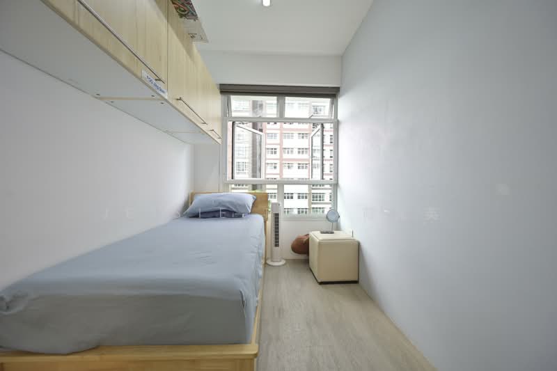 453A Bukit Batok West Avenue 6 HDB Flat For Sale at S$ 849,999 | PropertyGuru Singapore - Bedroom